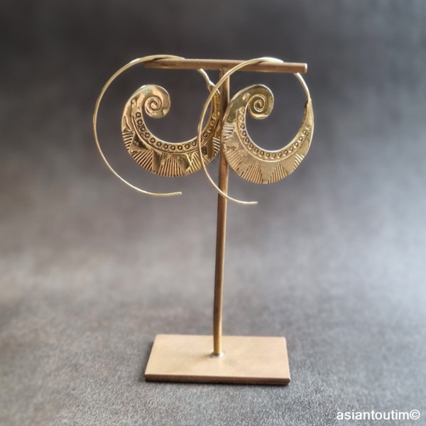 Boucles d'oreilles Spirale Tribale en laiton, Boucles d'oreilles bohème, Boucles d'oreilles ethnique
