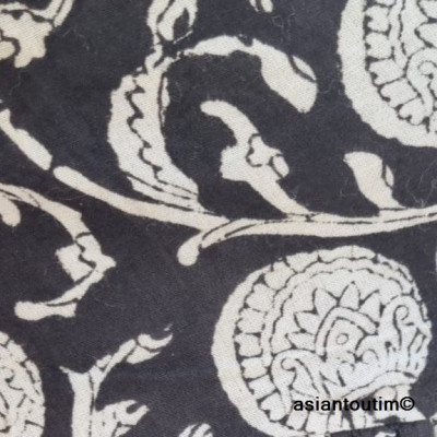 Robe Solène Bohème Black Flowers n°1 Robe Solène Bohème Black Flowers n°1