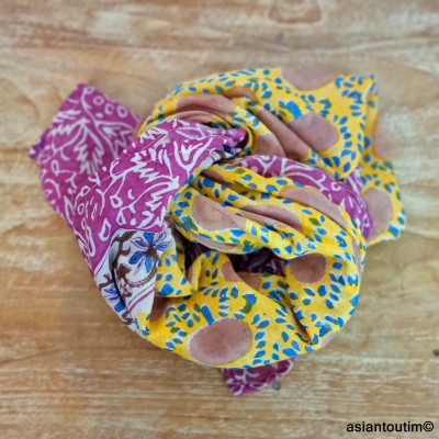 Foulard, Carré block print coton by Asiantoutim n° 2 Foulard, Carré block print coton by Asiantoutim n° 2
