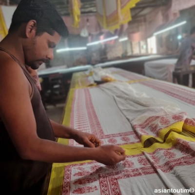 Grand foulard block print...