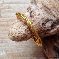 ENSEMBLE DE JONCS BOUDDHISTE DORE CLAIR COLLECTION MANTRA QUALITEE PREMIUM ENSEMBLE DE JONCS BOUDDHISTE DORE CLAIR COLLECTION MANTRA QUALITEE PREMIUM