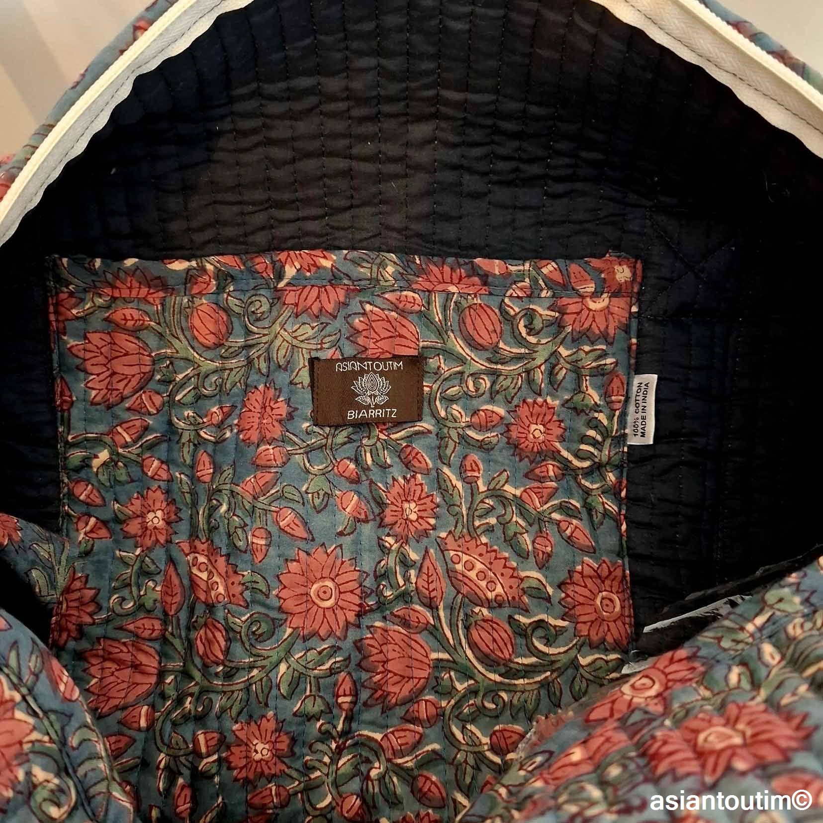 billie leon poche int_GF